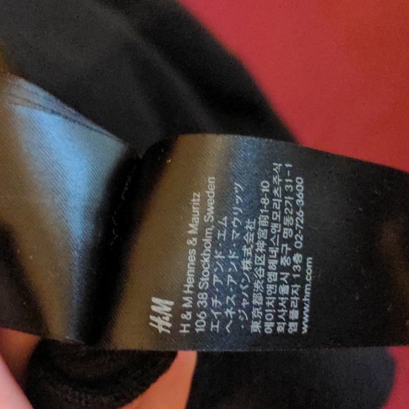 H&M Divided black sweater dress size 8 - Picture 6 of 7